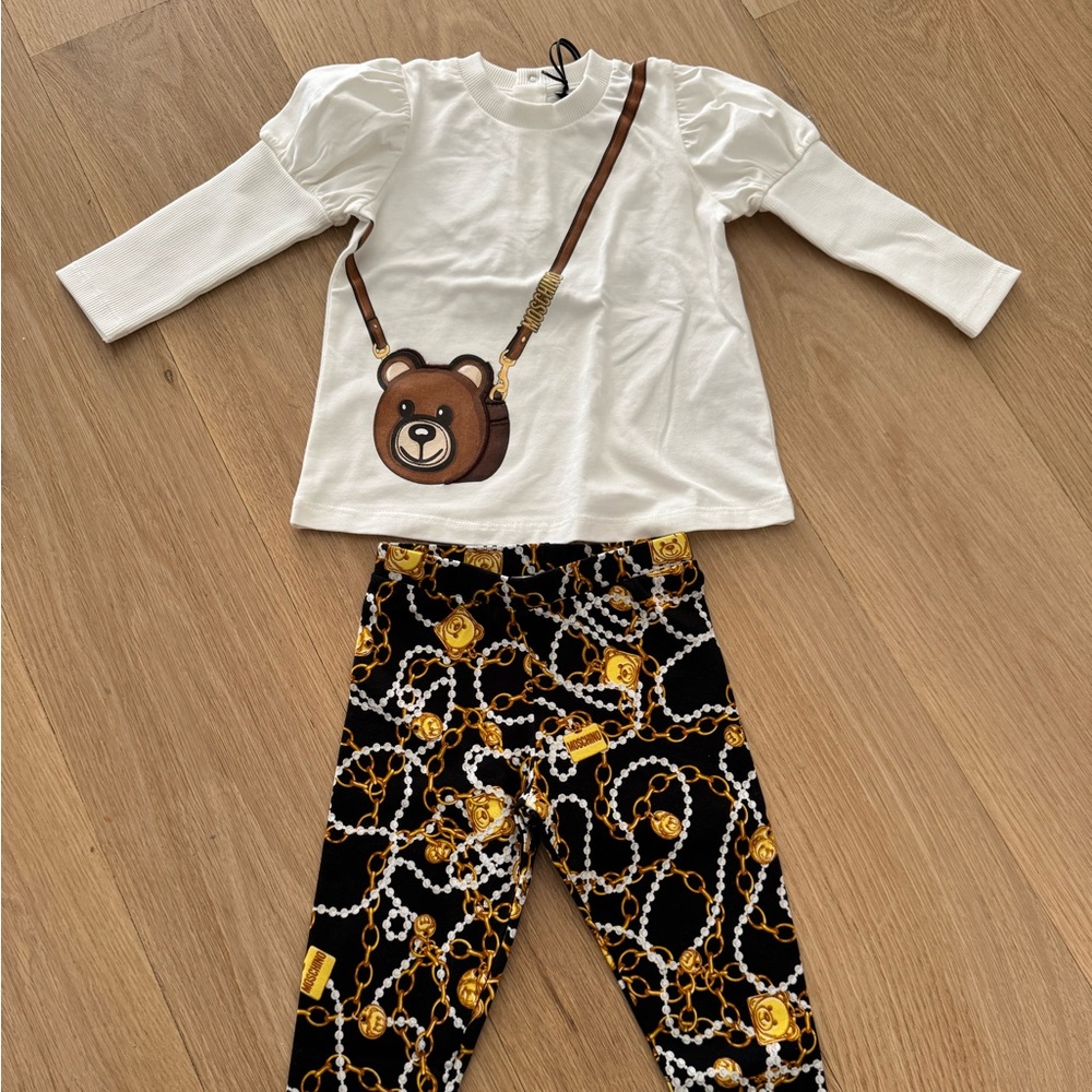 Moschino 2 piece outfit